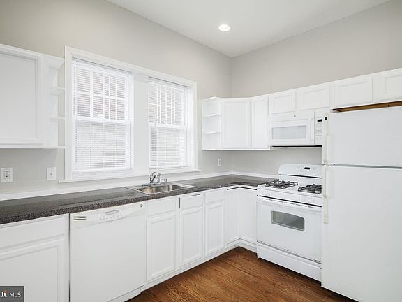 3rd image of 3500 Frankford Ave Unit 1R