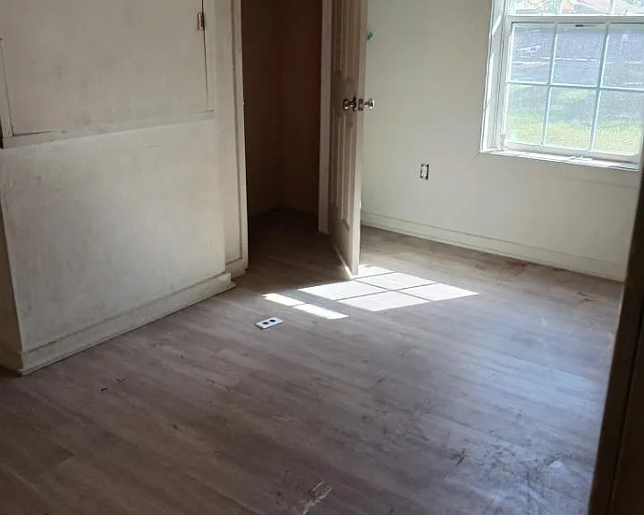 217 W Cedar St — Photo 7