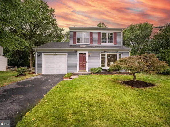 13526 Tranquility Ct, Oak Hill, VA 20171