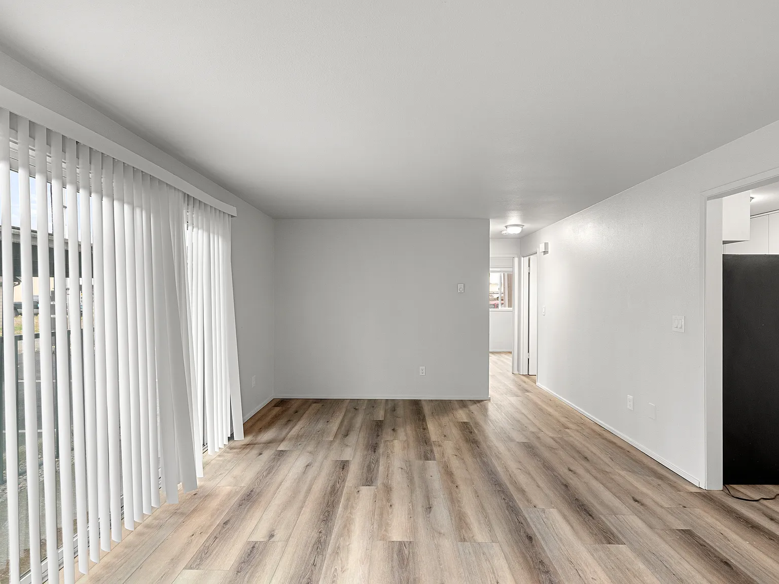 2 bed, 725 sqft, $1,425 — Photo 4
