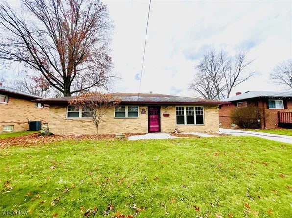 62 Milton St, Berea, OH 44017