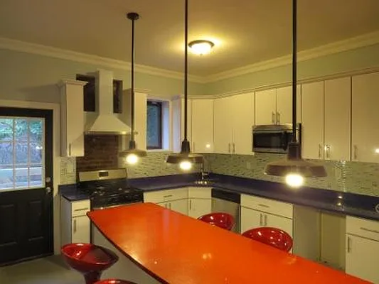 Sold by Capri Jet Realty Corp | media 12