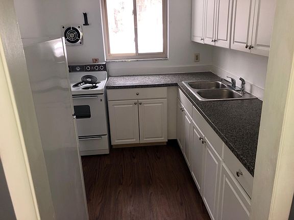 4th image of 529 E Main St APT 3A