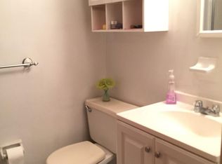 16517 65th Ave, Flushing, NY 11365