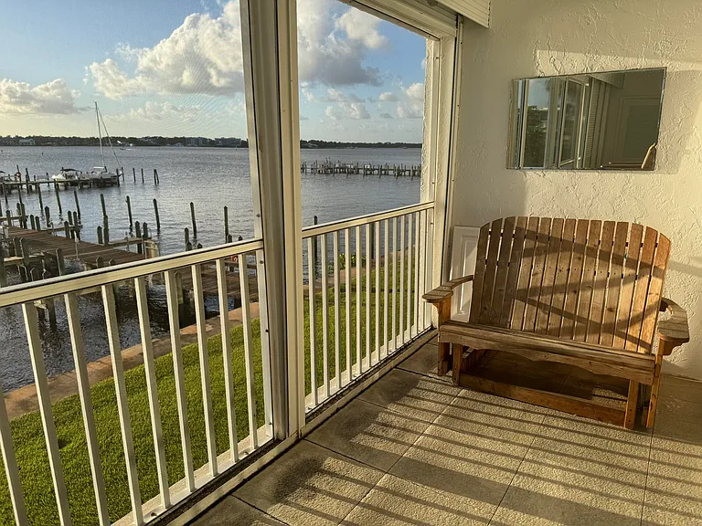1868 SW Palm City Rd #202 — Photo 3