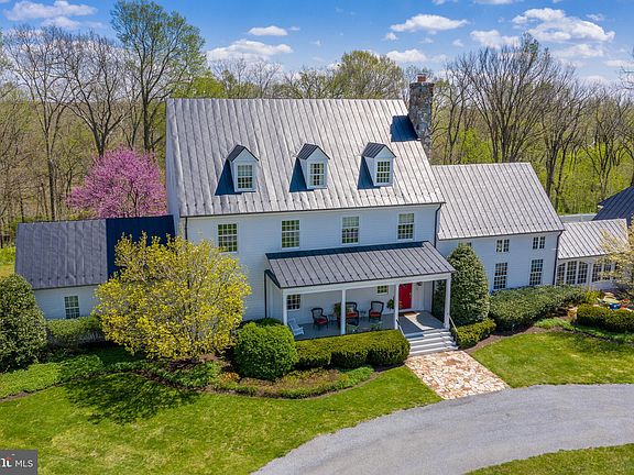 3rd image of 42485 Smarts Mill Ln