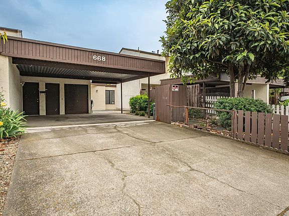 2nd image of 668 Simpson Street