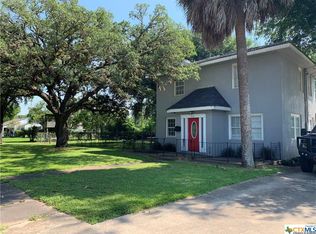 104 S Patrick St, Gonzales, TX 78629