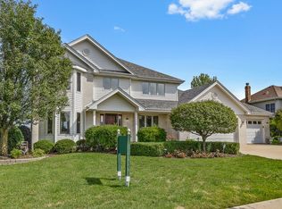 736 Bluestone Bay Dr, New Lenox, IL 60451
