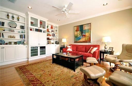 5th image of 318 Sea Island Way