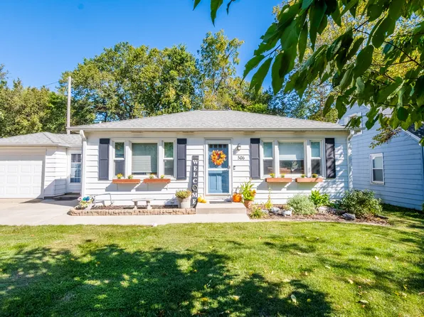 506 S Westlawn Ave, Champaign, IL 61821