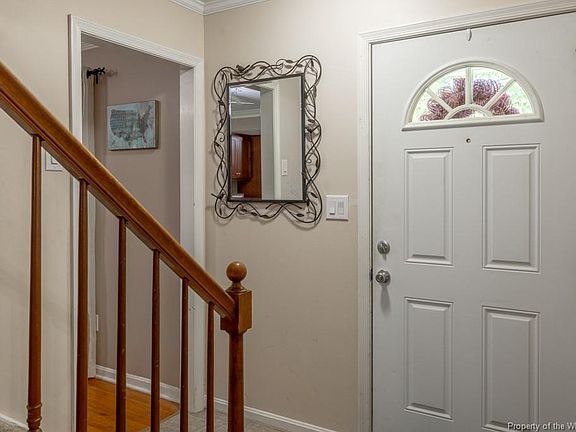 4th image of 150 Longfellow Dr