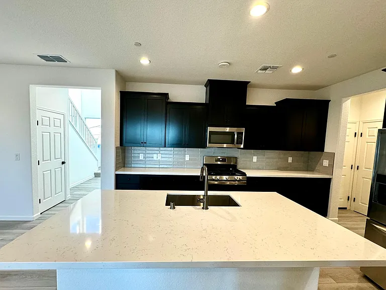 12664 Monterey Pine Ave — Photo 9