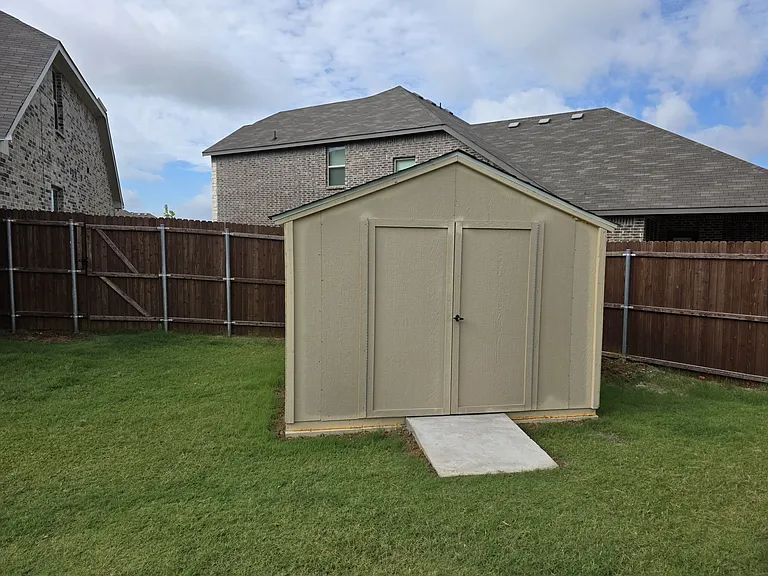 Storage Shed 8x10