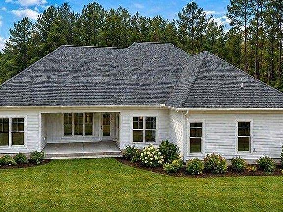 5th image of 575 Hardy Rd