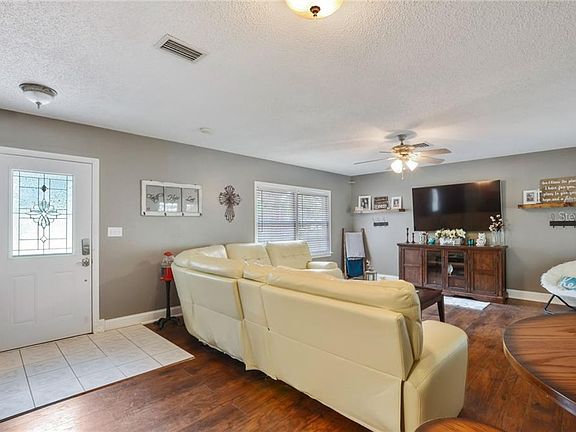 5th image of 907 Homewood Dr