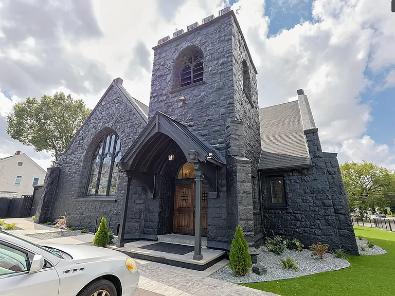 126 Adelaide Ave #103 — Photo 20