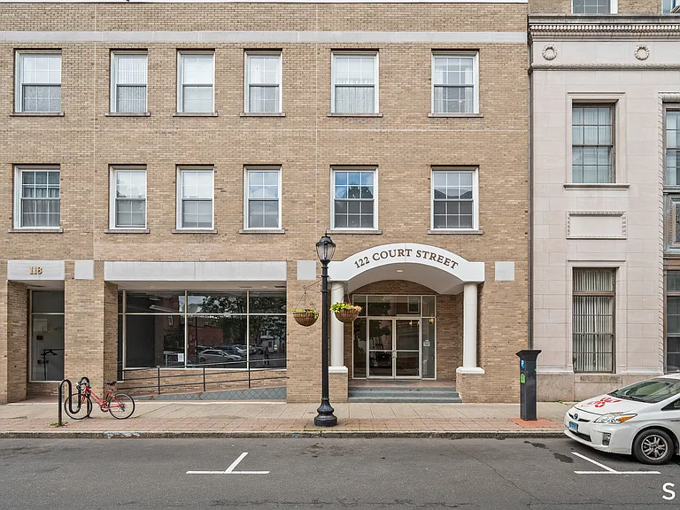124 Court St #505 — Photo 1