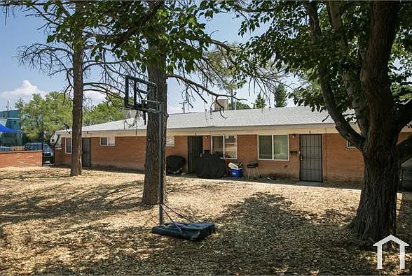 423 Dallas St SE #A — Photo 2