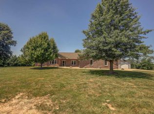 3209 Fawn Creek Ct, Highland, IL 62249