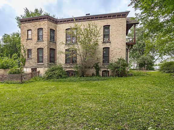 5th image of 358 Bent St