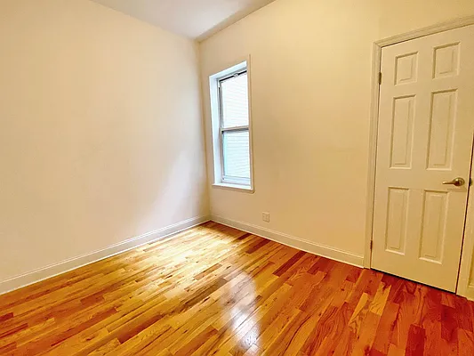 Rented by Douglas Elliman | media 35