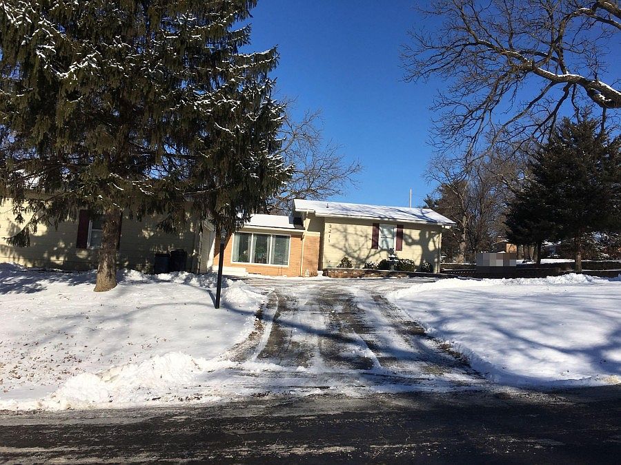 1st image of 3211 Douglas St