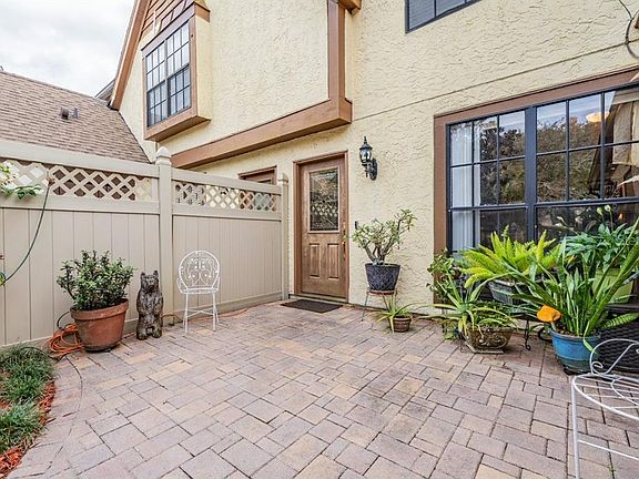 3rd image of 4014 Huxford Ct
