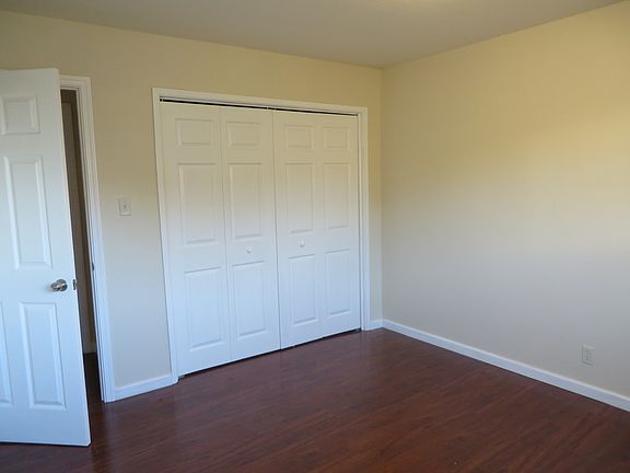 4th image of 545 3rd St #551