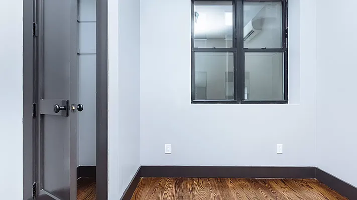 Rented by Reside New York | media 9