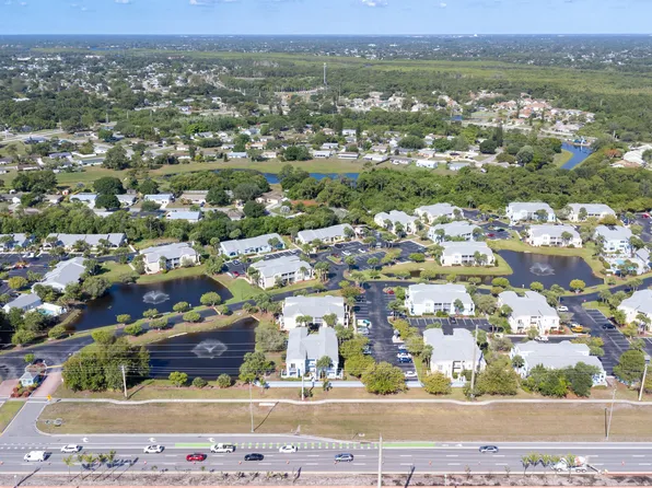 1635 SE Green Acres Circle #Dd201, Port St Lucie, FL 34952