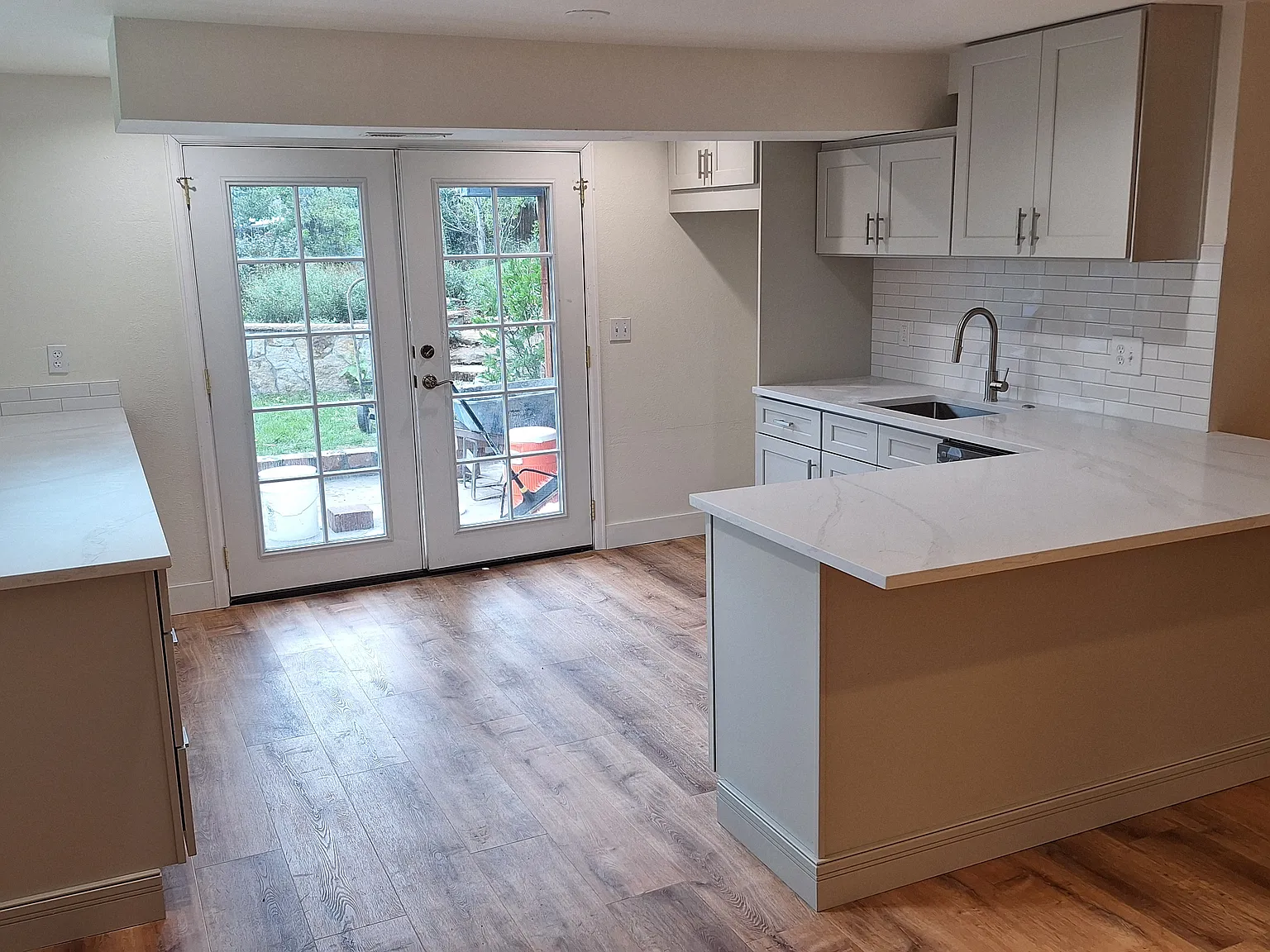1 bed, 1100 sqft, $1,850 — Photo 2