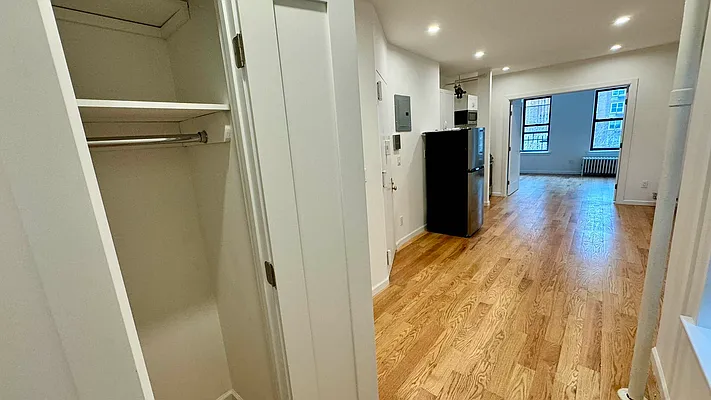 Rented by HOLTON REAL ESTATE INC. | media 14