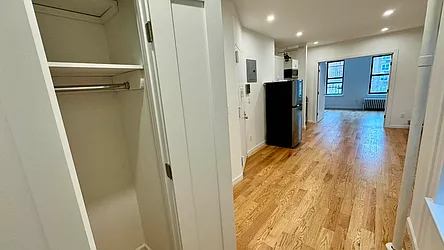 Rented by HOLTON REAL ESTATE INC.