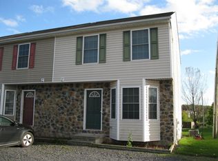 10 Amanda Ln, Biglerville, PA 17307