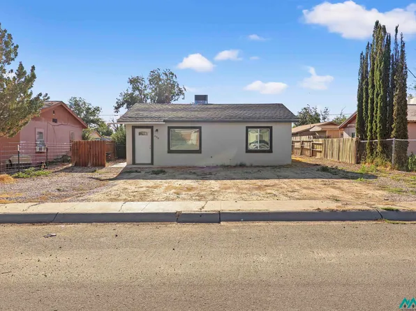608 Welshire St, Carlsbad, NM 88220