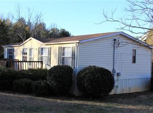 362 Smith Rd, Townville, SC 29689