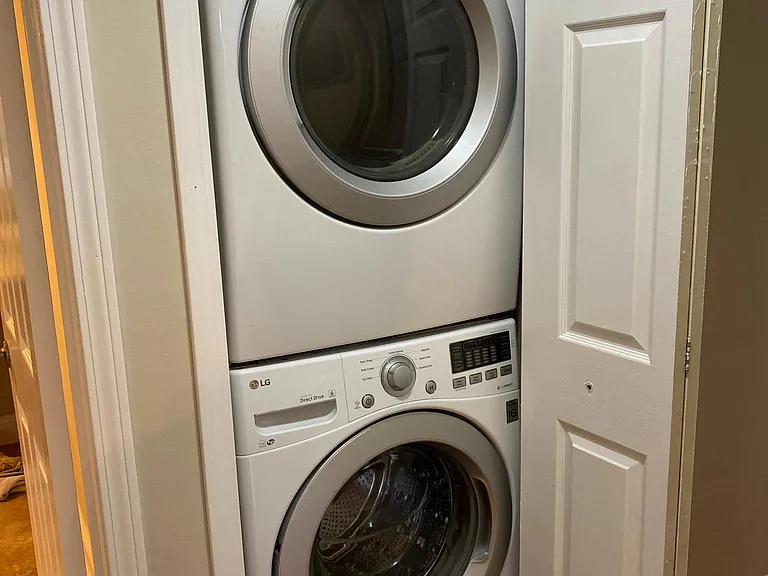 Washer dryer
