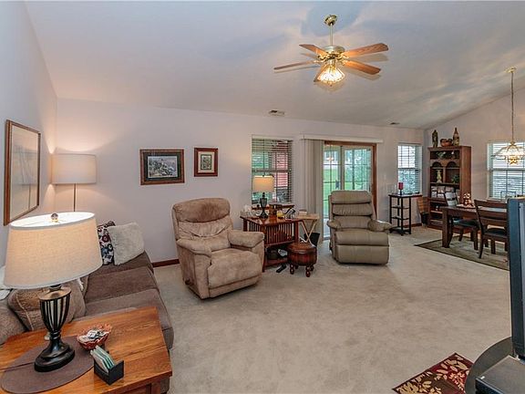 4th image of 1742 Grindstone Ct