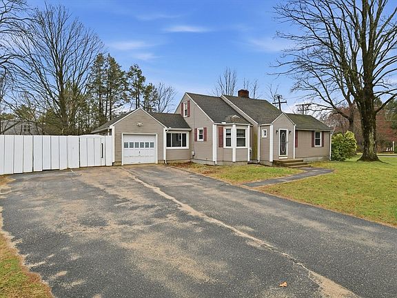 2nd image of 2163 Wilbraham Rd