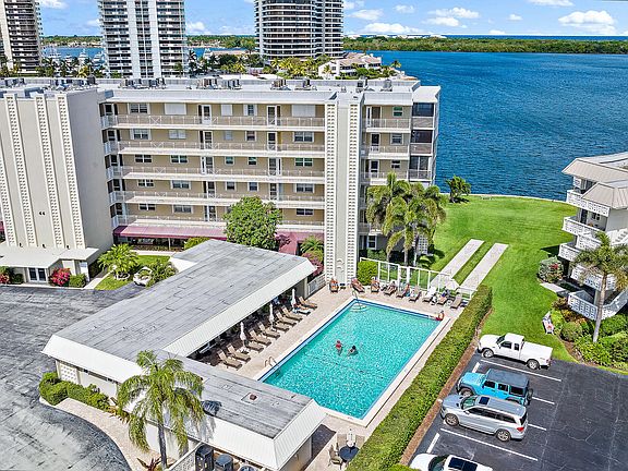 3rd image of 36 Yacht Club Drive #403