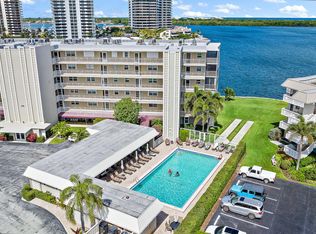 44 Yacht Club Dr APT 111, North Palm Beach, FL 33408