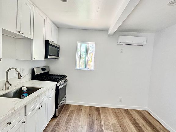 2nd image of 151 W 52nd St #153