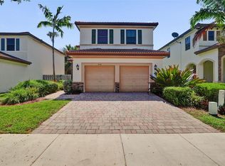 9120 SW 227th Ln, Cutler Bay, FL 33190