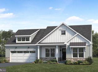 609 Lilliana Dr, Lebanon, PA 17046