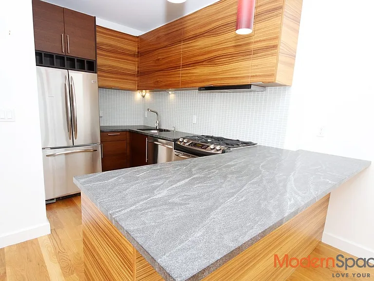 11-24 31st Ave #D5 — Photo 2
