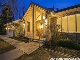 5th image of 884 E High Country Dr