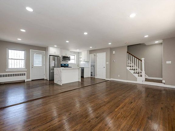 3rd image of 4106 Monticello Ave #A