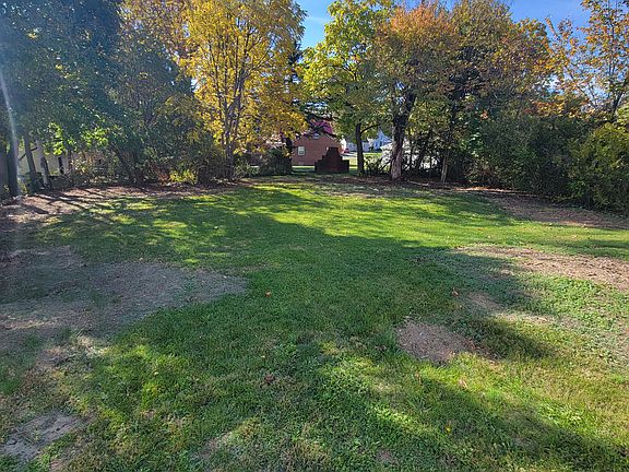 5th image of 90 Auburn Ave