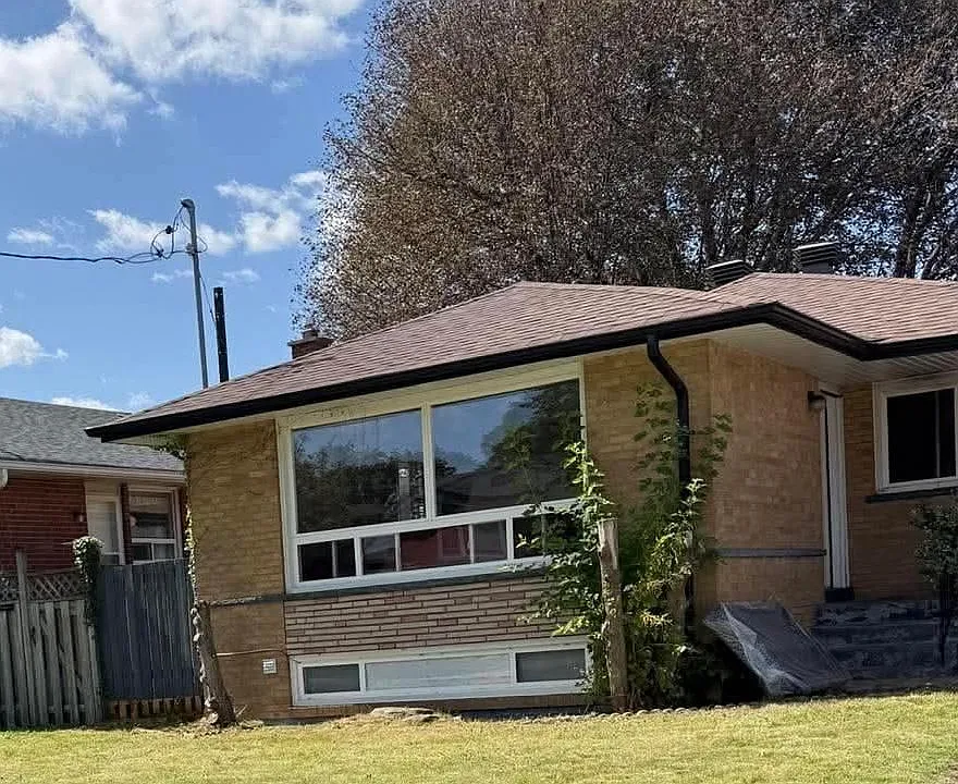 24 Cora Cres